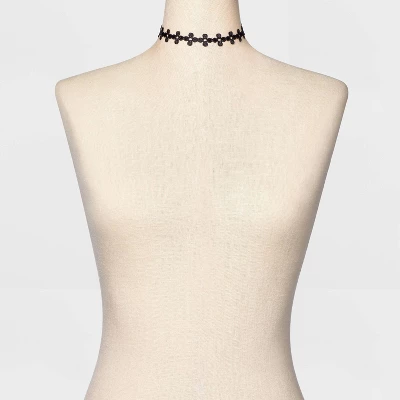 Velvet And Simulated Pearl Charm Choker Set 5pc - Wild Fable™ Black 2 Velvet And Simulated Pearl Charm Choker Set 5pc - Wild Fable™ Black